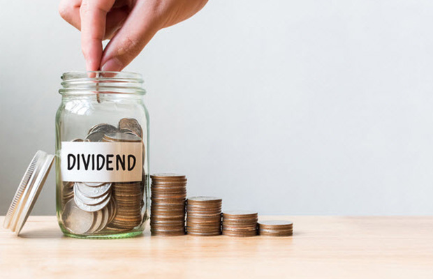 How To Live Off Dividends? Tips For Retirement