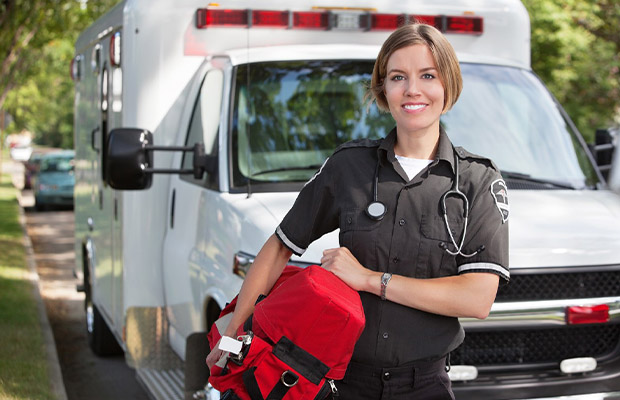 How to Become a Paramedic? Complete Guide